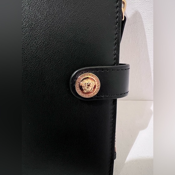 Versace Medusa Bifold Wallet - Picture 4 of 14